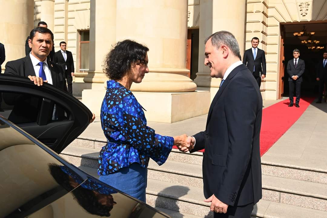XİN nazirlərin görüşü barədə məlumat yaydı