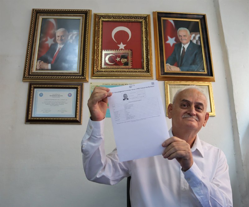 Binali Yıldırımın oxşarı 68 yaşında universitetə girdi