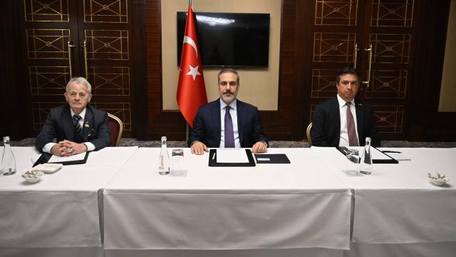 Hakan Fidan Krım tatar liderləri ilə görüşdü - FOTO