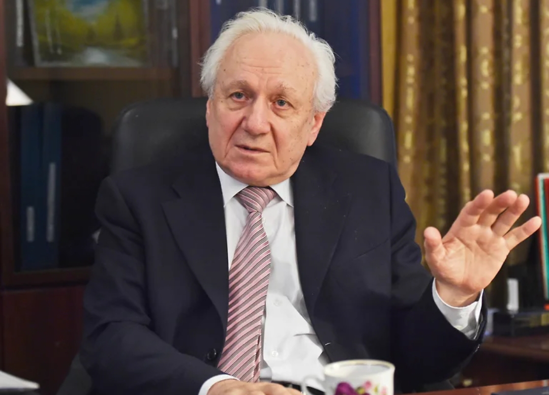 Yeltsin administrasiyasının keçmiş rəhbəri vəfat etdi 