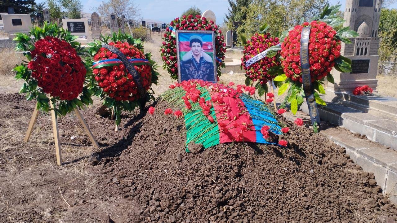 Bir gözümüz gülür, bir gözümüz ağlayır - Daşaltı şəhidlərinin komandiri DANIŞIR