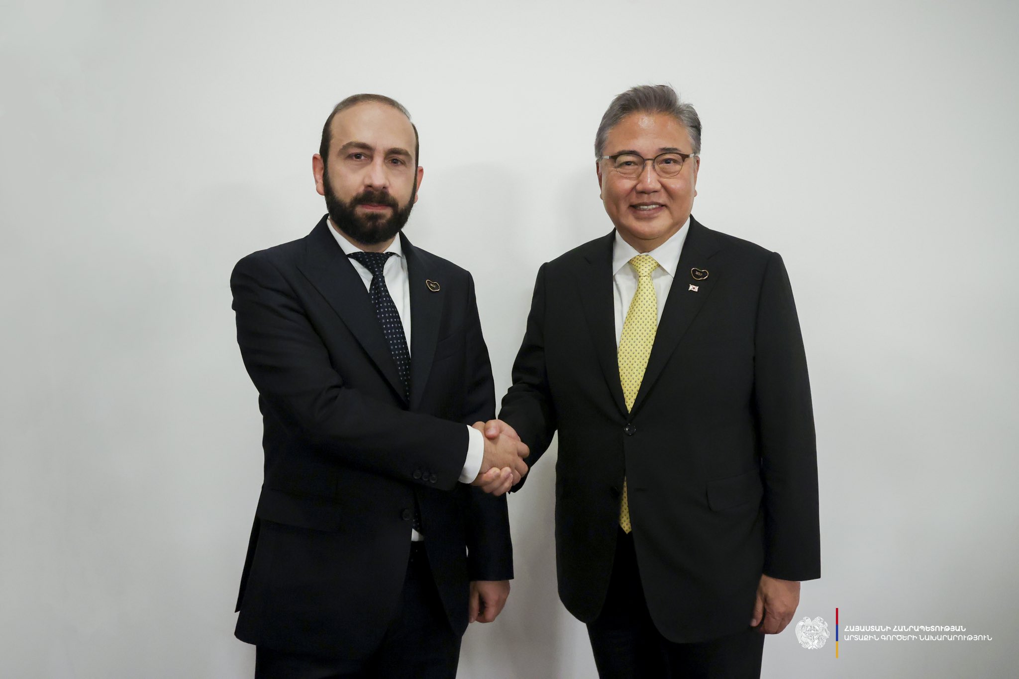 Mirzoyan koreyalı həmkarı ilə danışıqlar apardı - FOTOLAR
