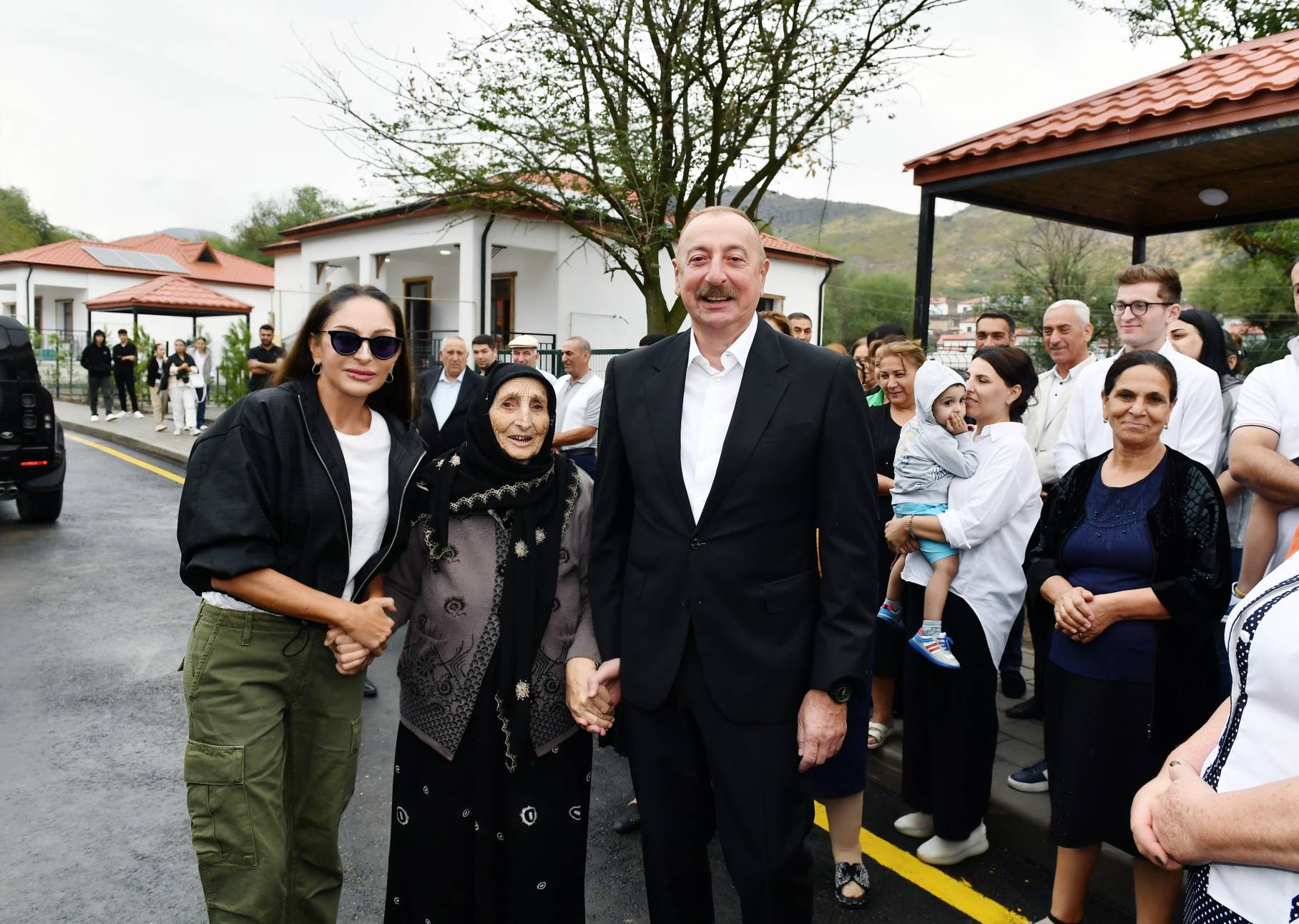 Laçınlı nənə İlham Əliyevdən xahiş etmişdi: Qayınanam ona görə dedi ki... - Gəlini DANIŞDI
