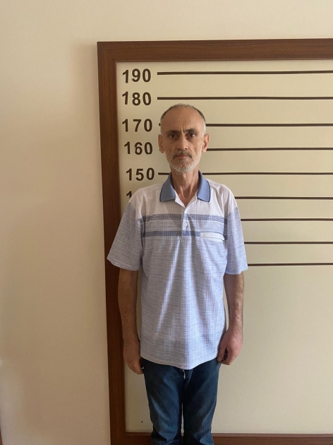 Qanunsuz silah daşıdıqlarına görə tutuldular