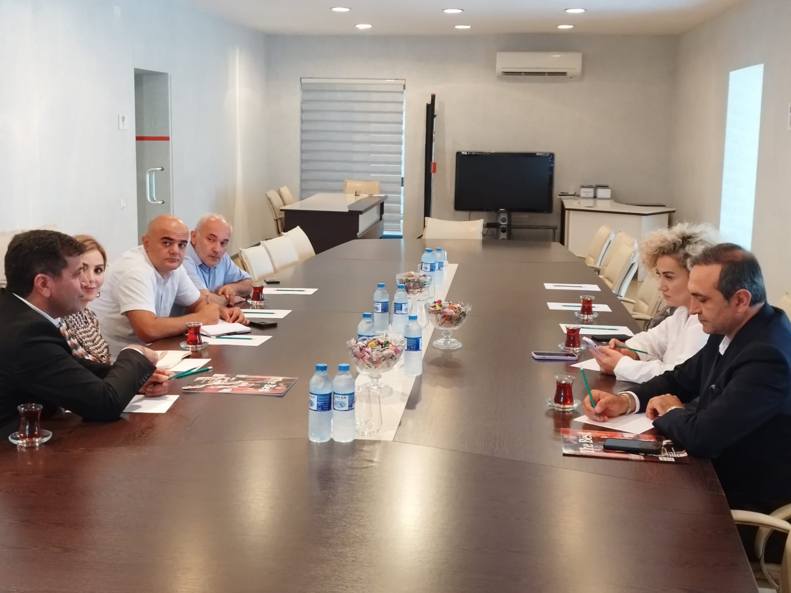 Xarici jurnalistlər Mətbuat Şurasında olublar