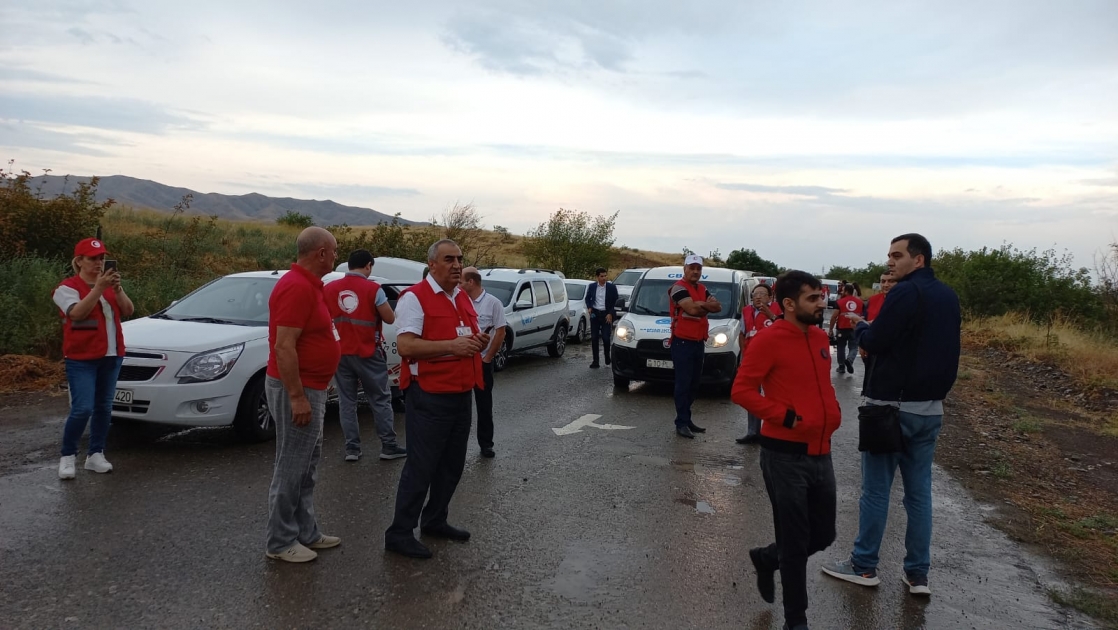 Humanitar yük üçün sülhməramlılardan cavab gözləyirik