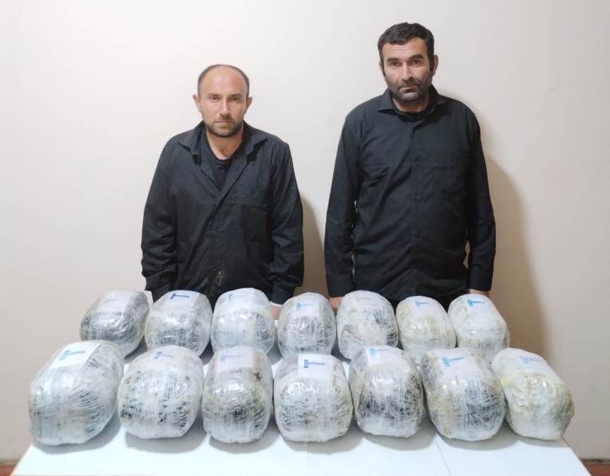 İrandan Azərbaycana narkotik keçirənlər tutuldu - FOTO