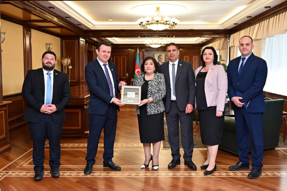 Sahibə Qafarova İsrail parlamentinin üzvlərini qəbul edib