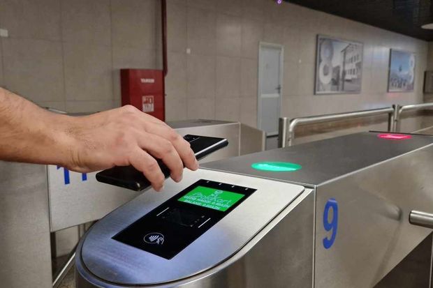 Bakı metrosunda YENİLİK: Artıq mobil tətbiqlə ödəniş mümkündür