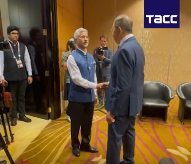 Lavrov həmkarı Cayşankarla Cakartada görüşdü