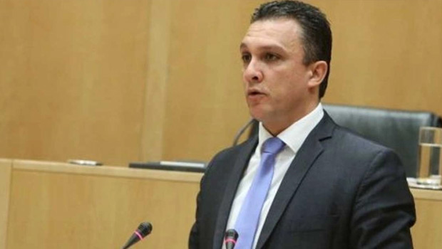 Papikyan kiprli həmkarı ilə sərhəddəki vəziyyəti müzakirə etdi