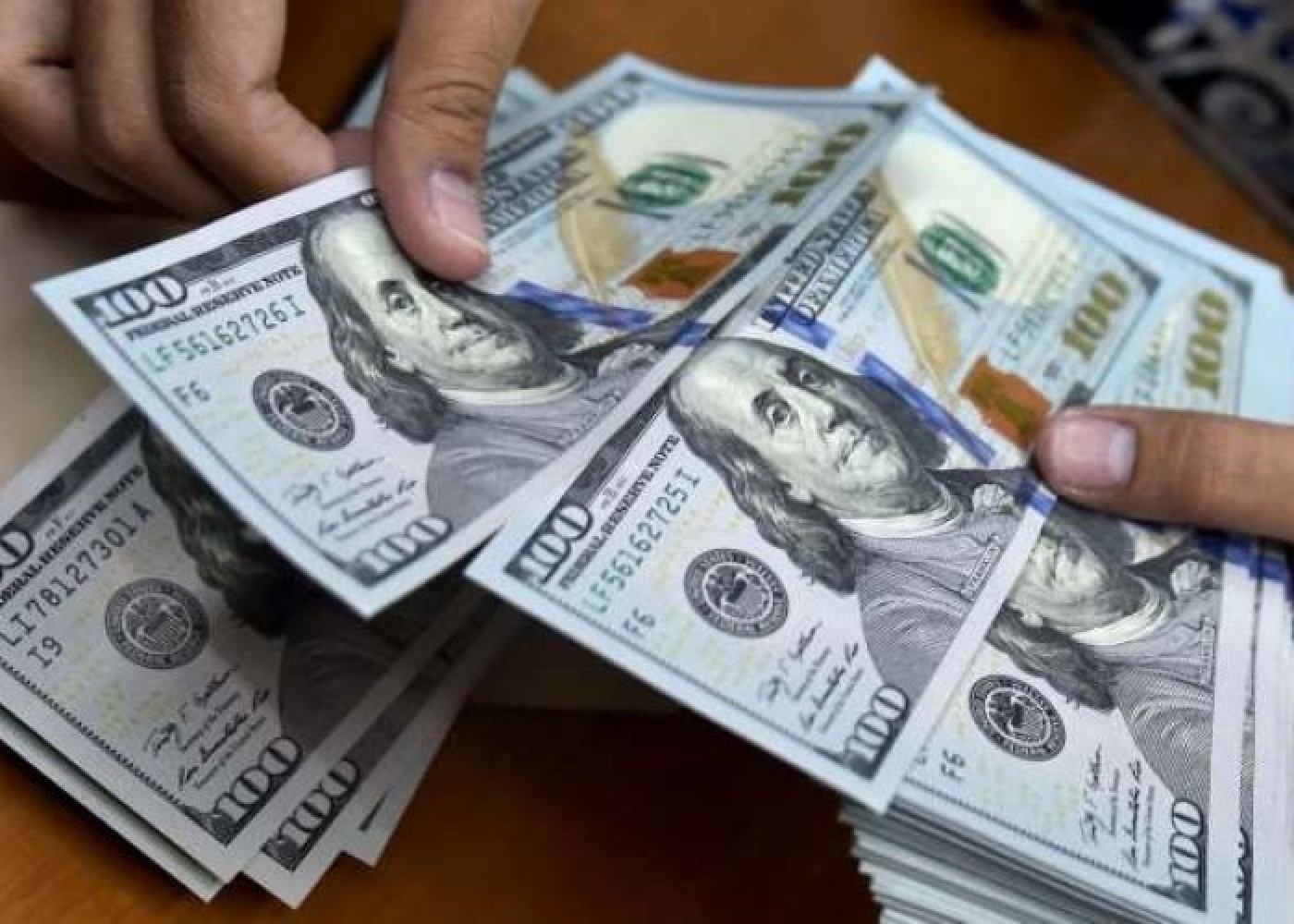 Dolların 3 günlük məzənnəsi