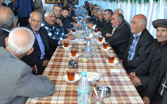 Ağsaqallar kənddə ehsan verməyi qadağan etdilər - Deputat alqışladı
