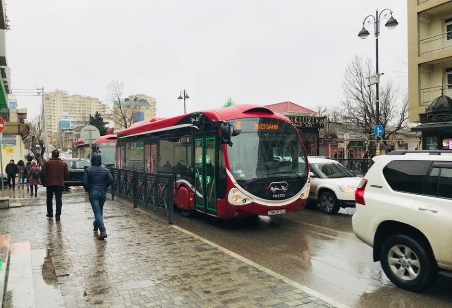 Tıxaca görə avtobuslar gecikir - SİYAHI