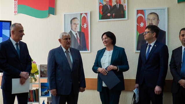 Rektor Azərbaycan dili və mədəniyyəti mərkəzinin açılışında - FOTOLAR