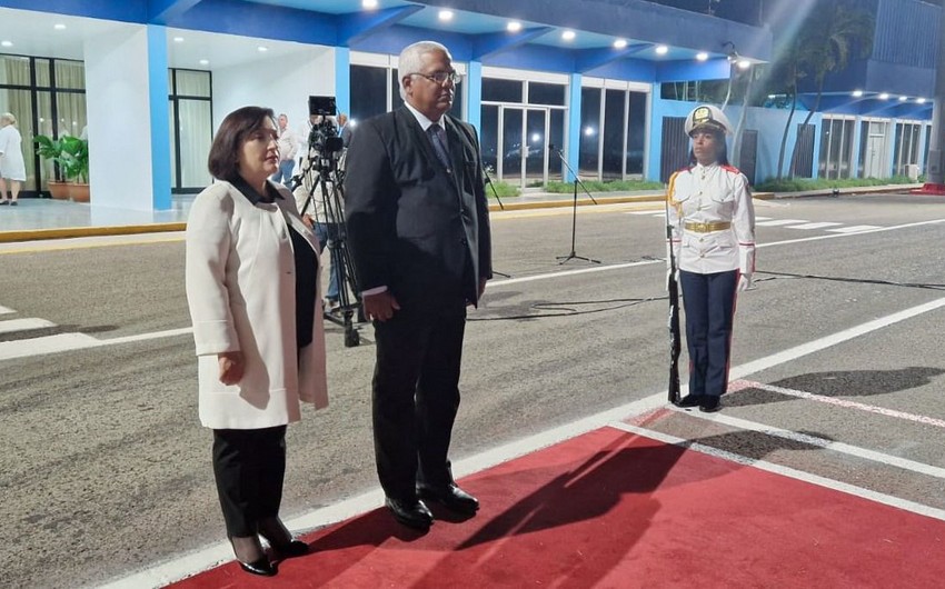 Sahibə Qafarova Kubaya səfər edib