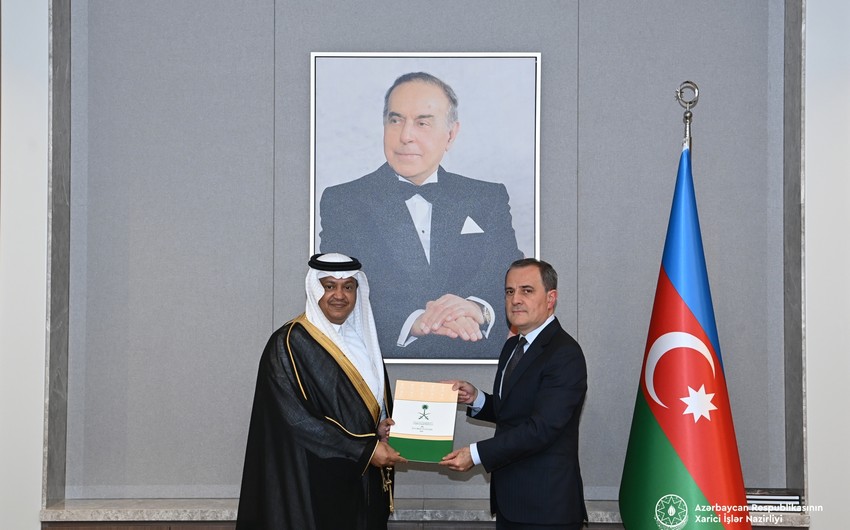 Səudiyyənin yeni səfiri Bakıya gəldi