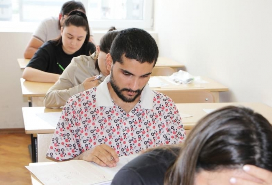Diplomatik xidmətə qəbul imtahanı keçirildi