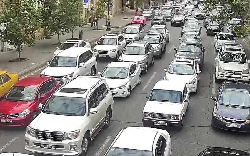 Hazırda tıxac olan yolların SİYAHISI