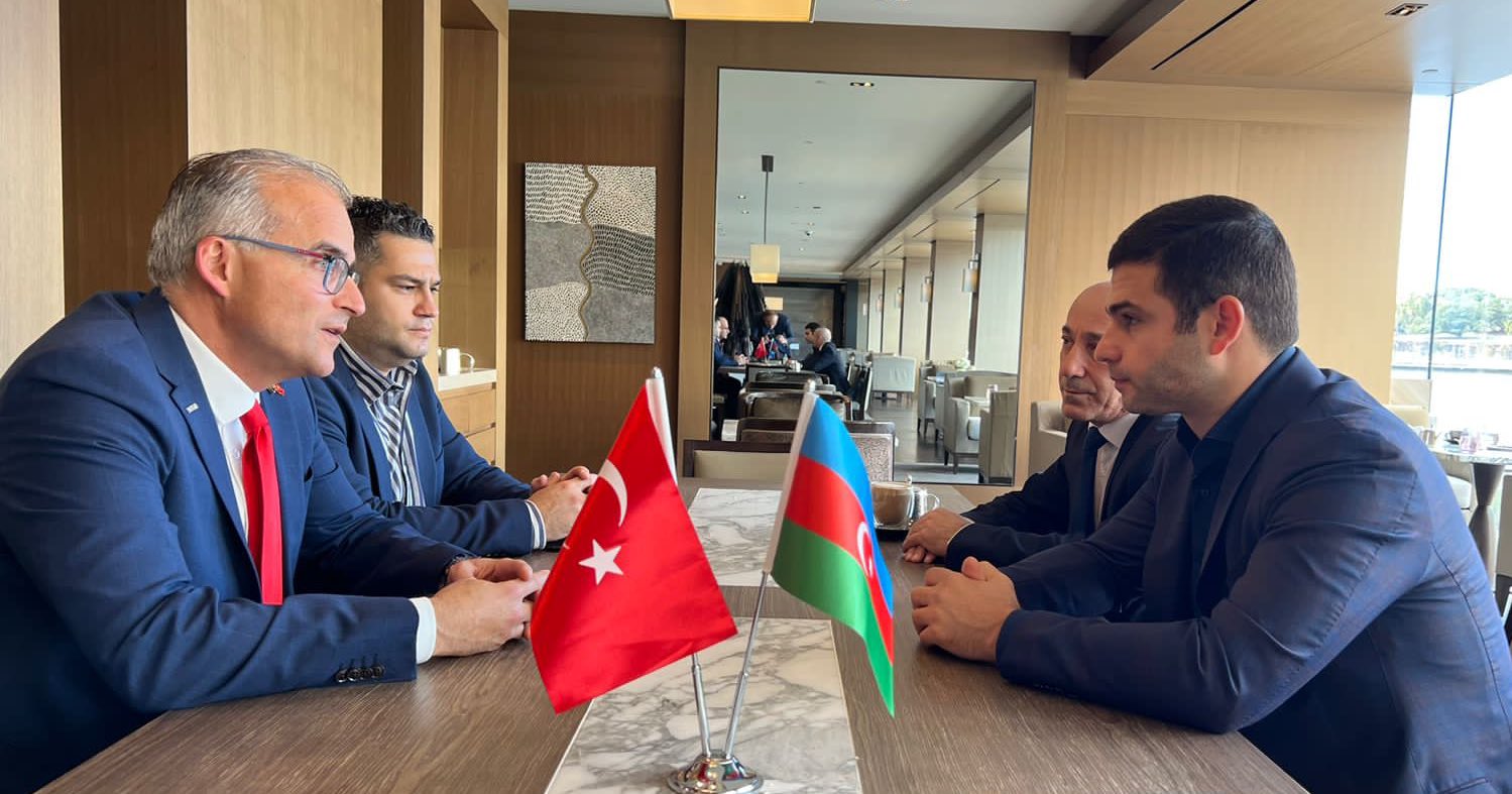 KOBİA sədri Avstraliyada iş adamları ilə görüşdü