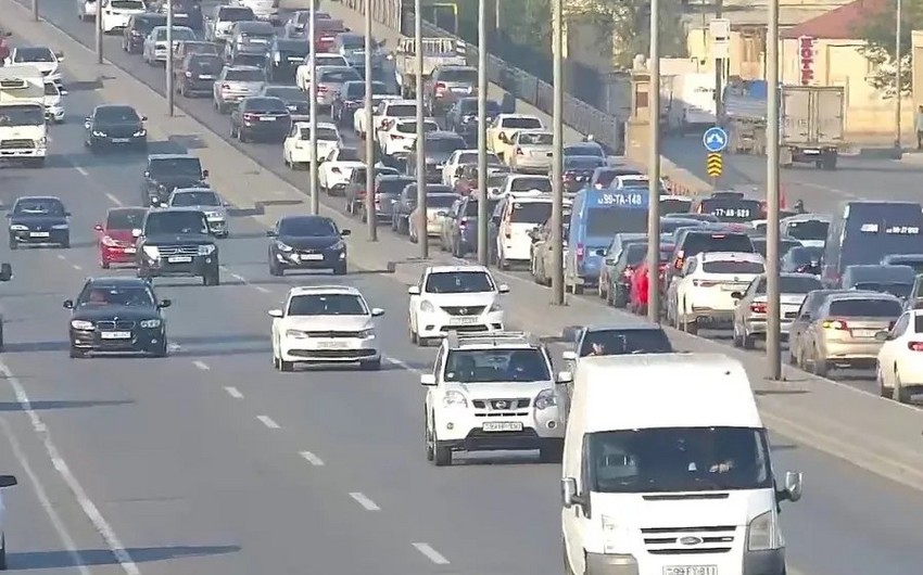 Hazırda tıxac olan yolların SİYAHISI