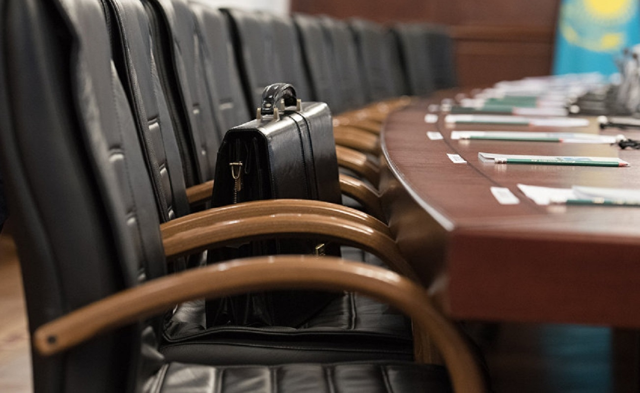 Səlahiyyətlərini başa vurmadan vəfat etmiş DEPUTATLAR
