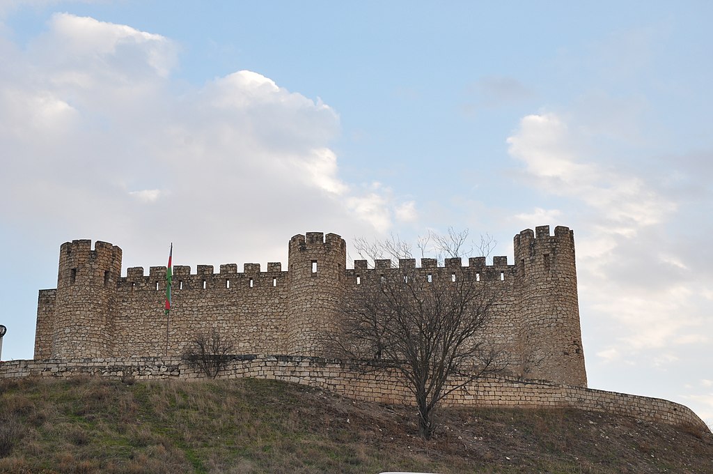 Qarabağ tarixindən səhifələr - Şəhərlər, qalalar və ruslar...