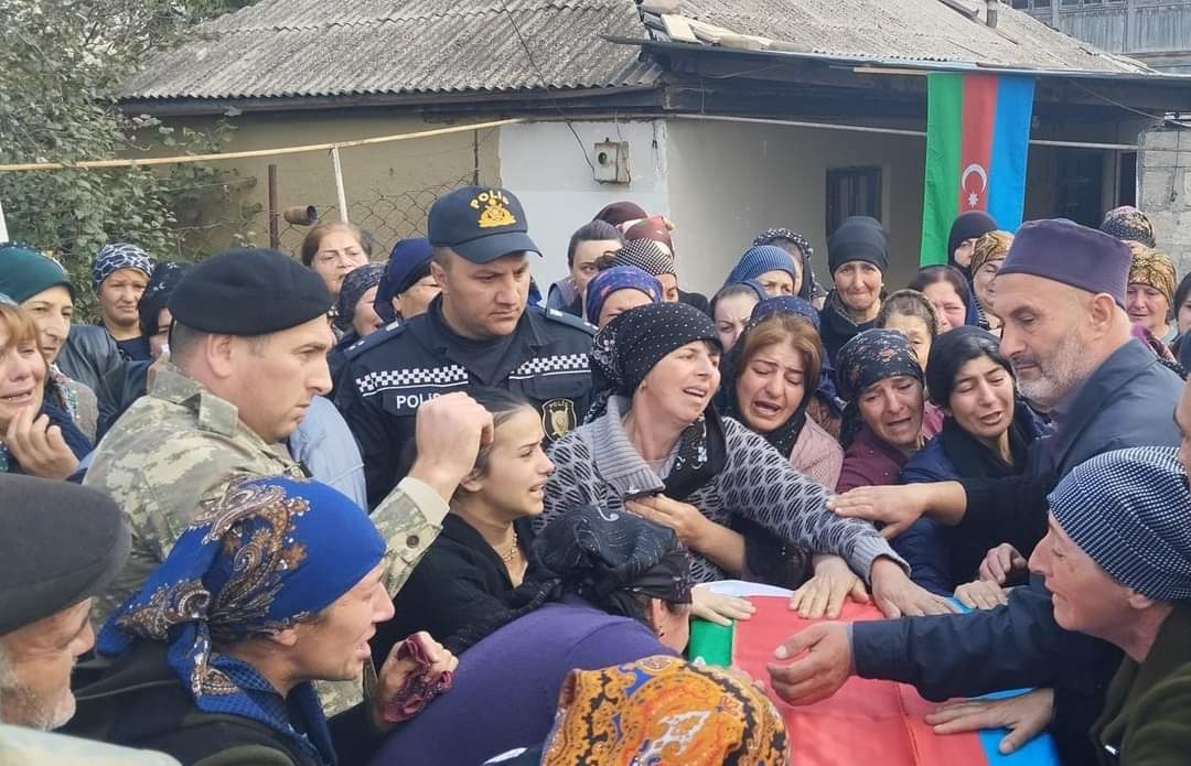 Şəhidimizin nəşi ailəsinə təhvil verildi 
