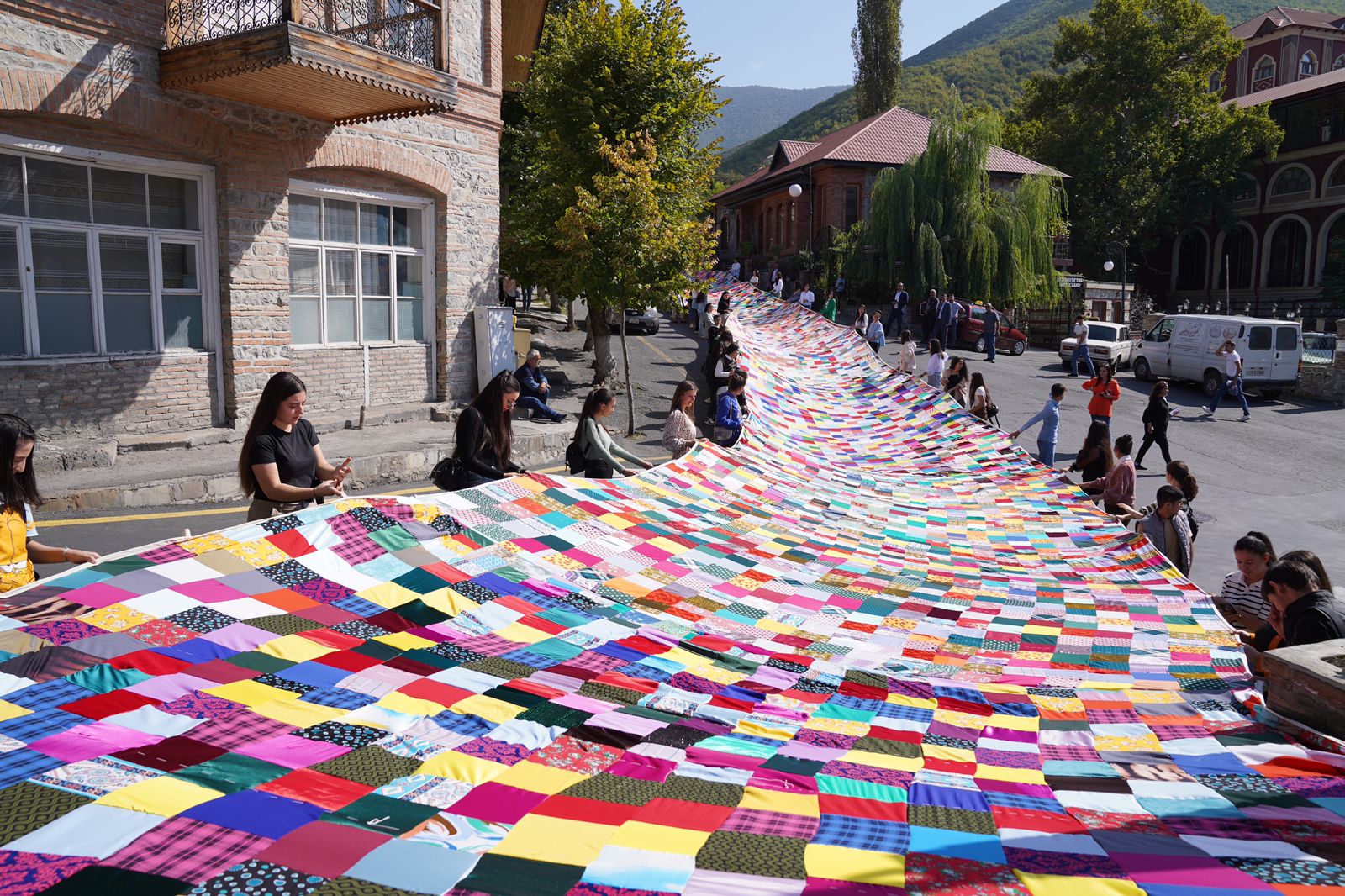 II Milli Qurama Festivalı Şəkidə - FOTOLAR