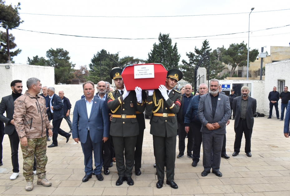 Daşaltıda nəşinin qalıqları tapılan hərbçimiz dəfn edildi - FOTOLAR
