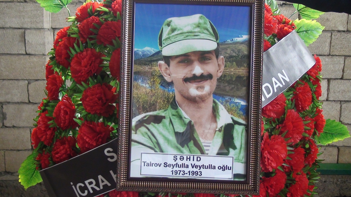 30 il əvvəl itkin düşən şəxsin qalıqları dəfn edildi