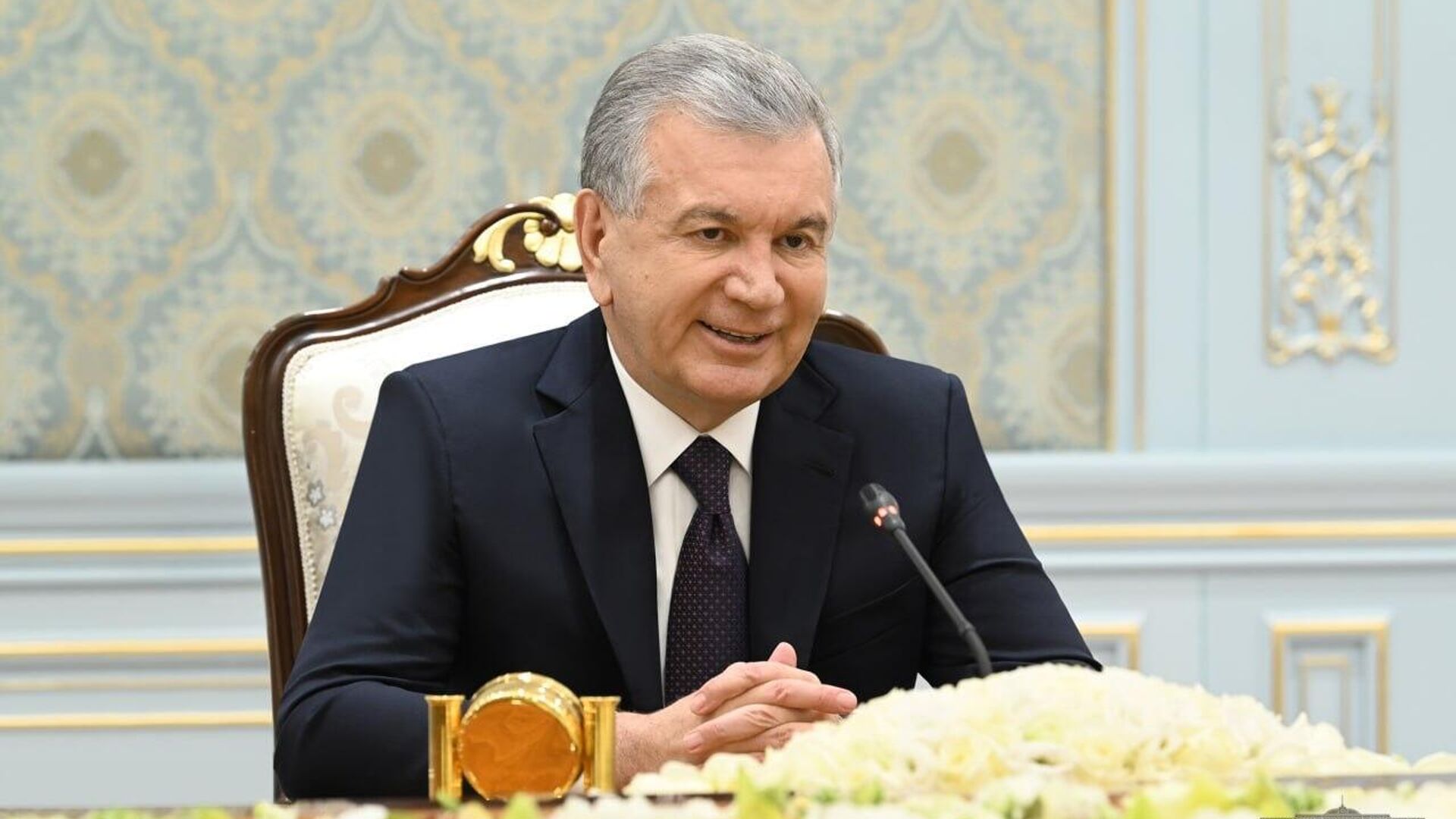Mirziyoyev Rusiyaya gedir 