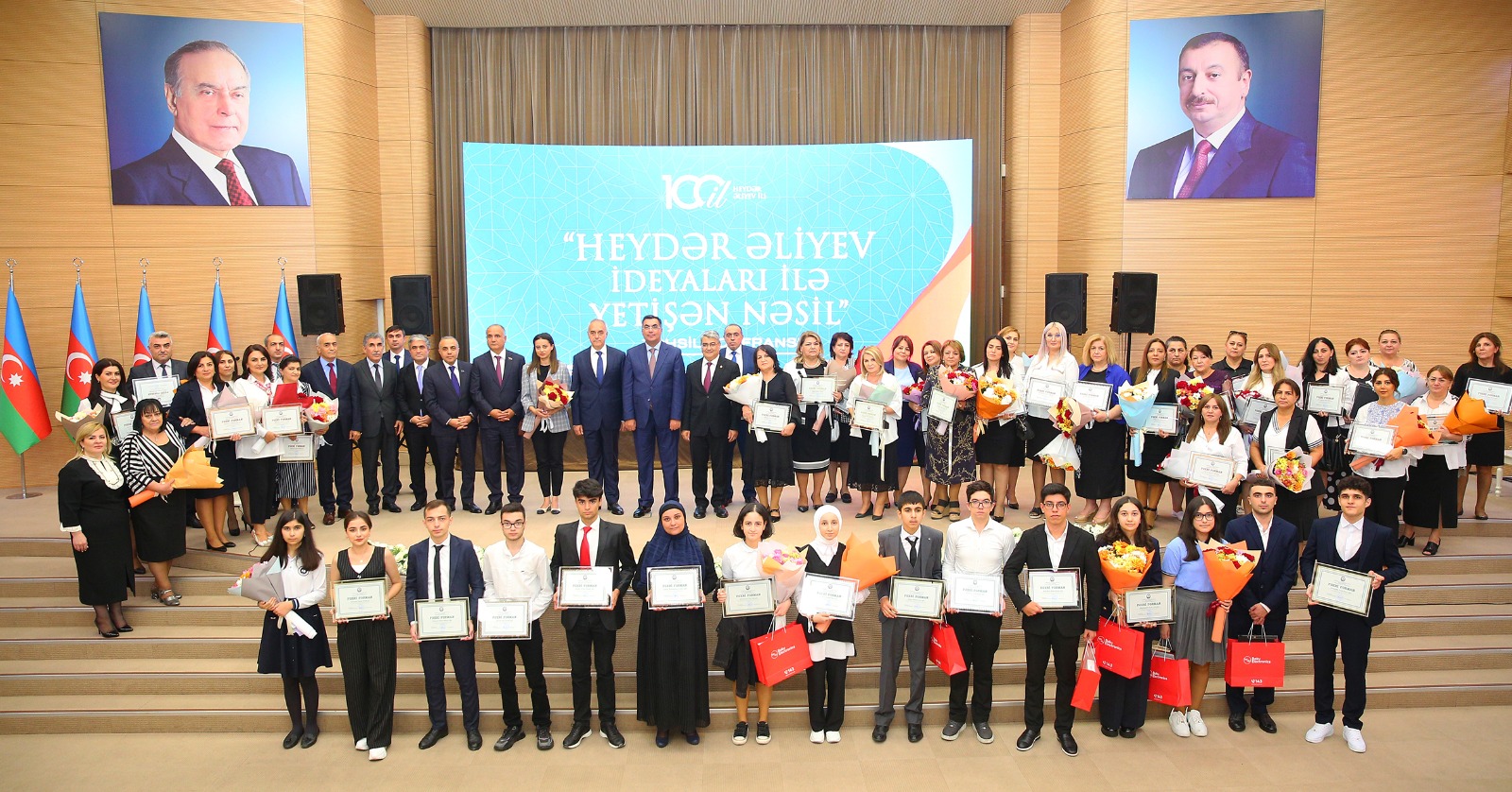 Binəqədidə “Heydər Əliyev İli” çərçivəsində konfrans keçirildi - FOTOLAR