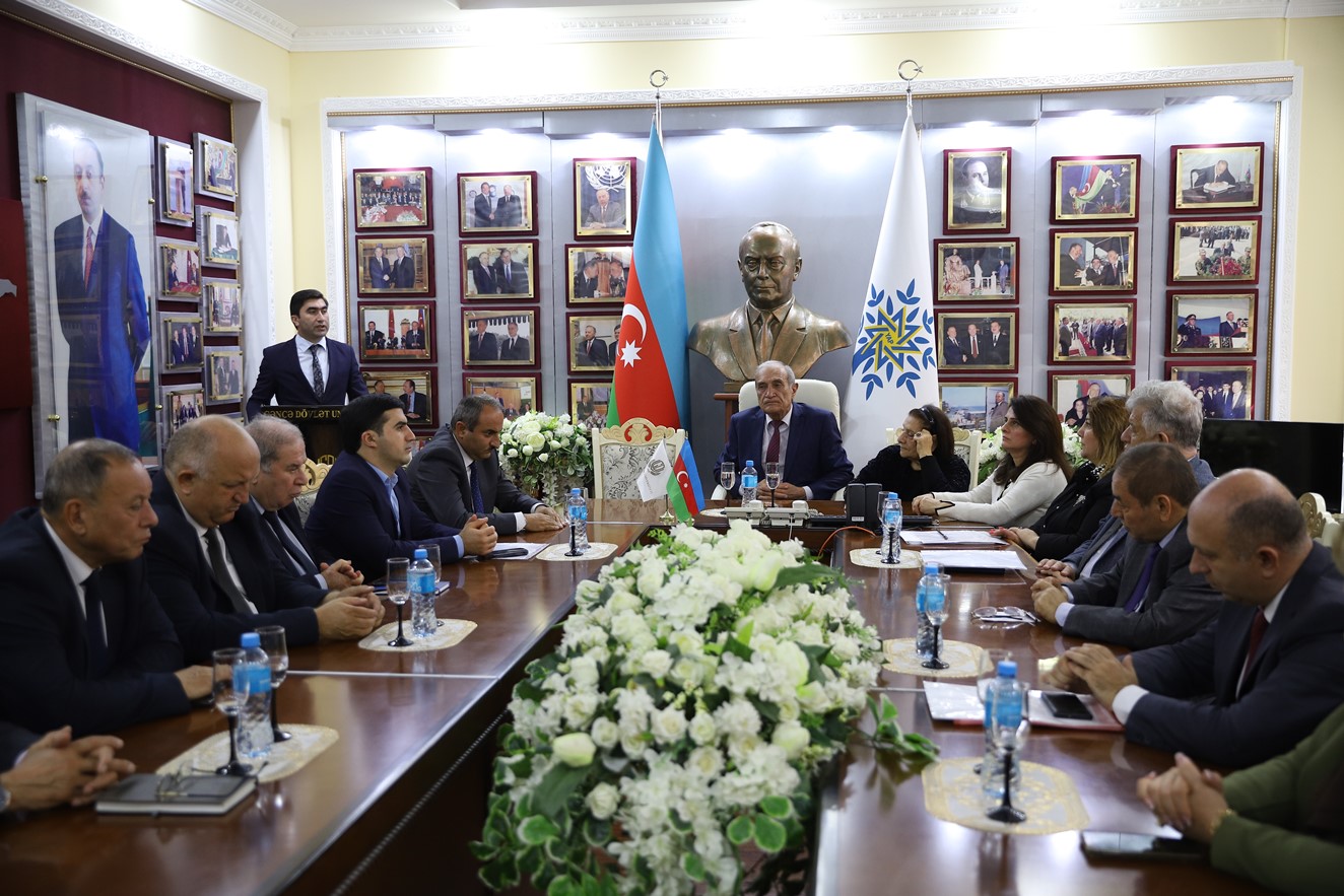 GDU-da Heydər Əliyevin 100 illiyinə həsr olunmuş tədbir keçirilib - FOTO