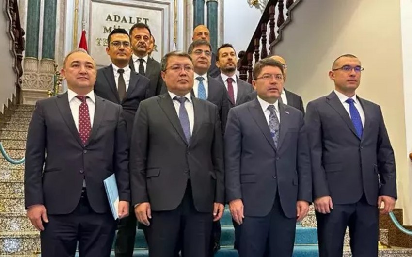 XİN başçılarının müavinləri İstanbulda toplaşdılar