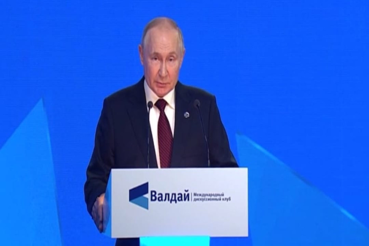 Qarabağdakı sülhməramlıların başqa hüquqları yoxdur - Putin