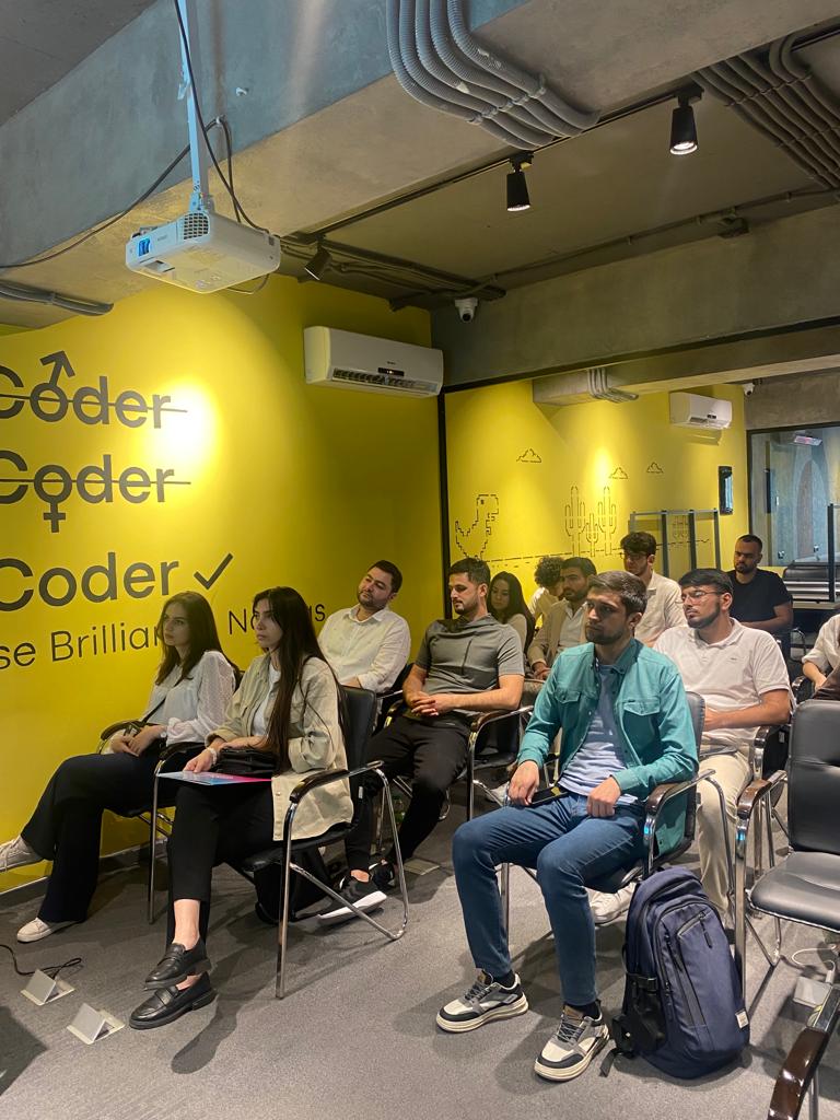 Unec İnkubasiya Mərkəzi və Coders Azerbaijan infosessiya keçirdi
