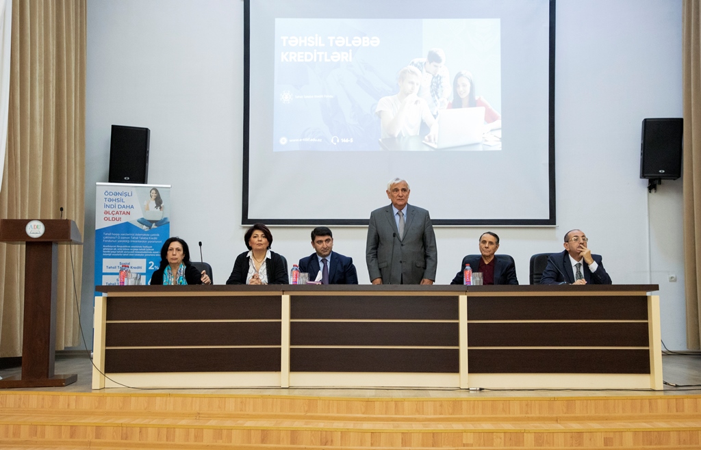 ADU tələbələri təhsil tələbə krediti haqqında məlumatlandırıldı