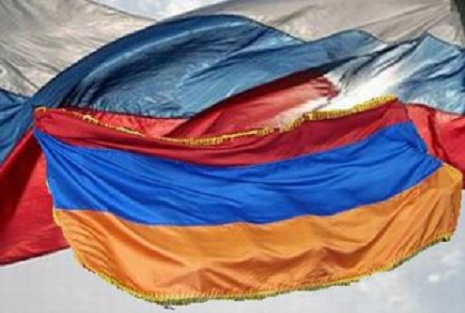 Ermənistanda Rusiya bayrağına HƏQARƏT