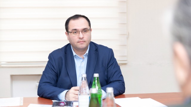 Məcnun Məmmədov Şəkidə vətəndaşları qəbul etdi - FOTOLAR