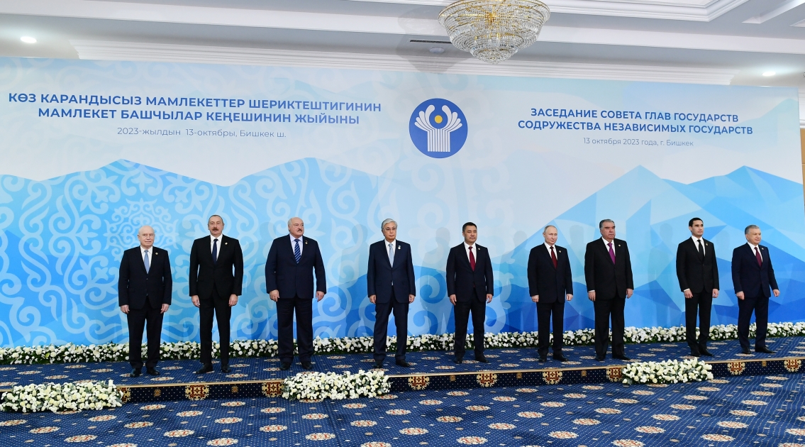 Prezident Bişkekdə MDB Dövlət Başçıları Şurasının iclasında iştirak edir
