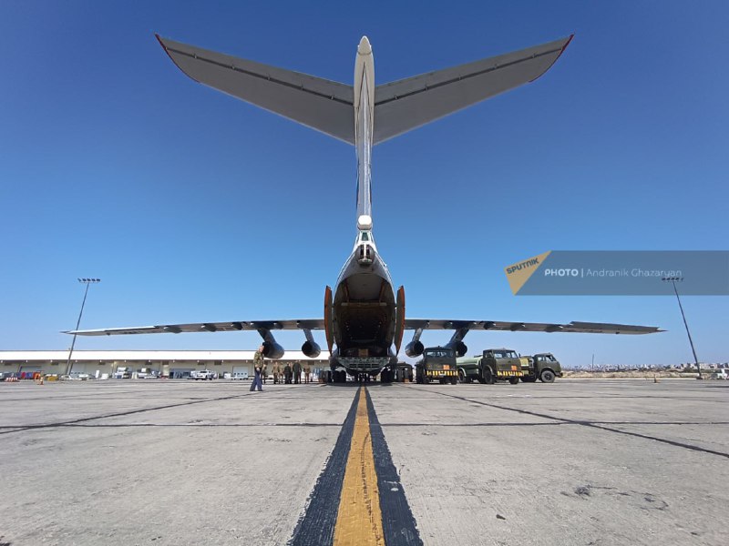 Rusiya Ermənistana humanitar yardım çatdırıb - 6 ton