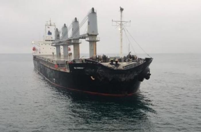 Rusiya və Ukrayna gəmiləri toqquşdu