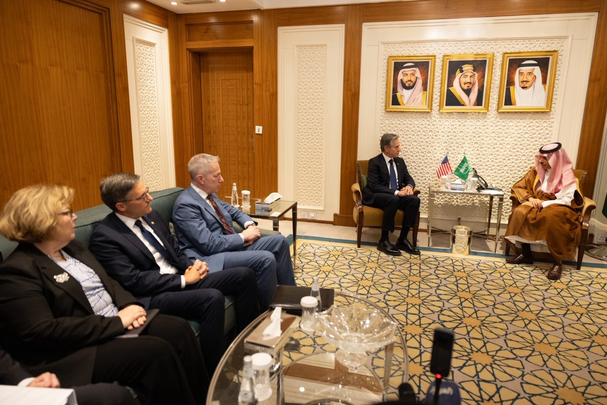 Blinken həmkarı ilə İsraili müzakirə etdi 