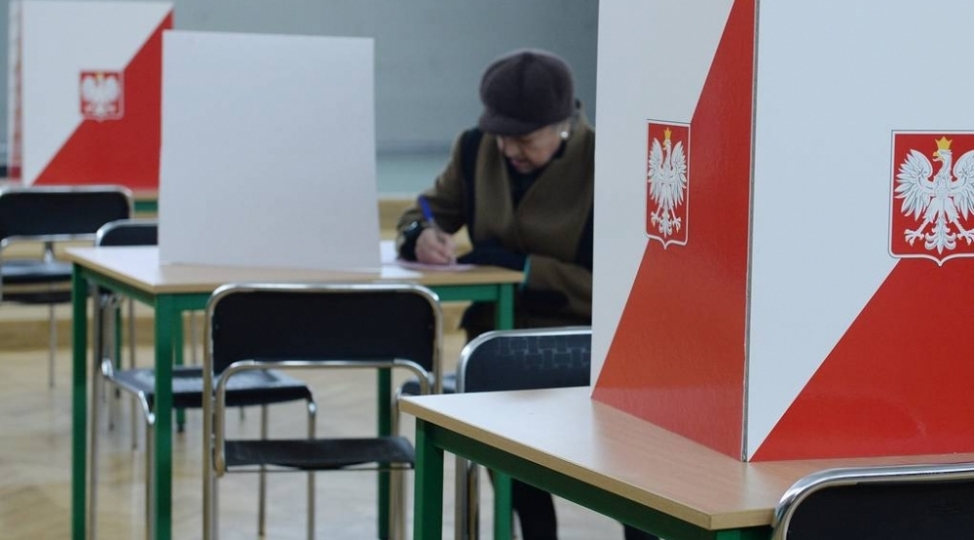 Polşada parlament seçkiləri keçirilir