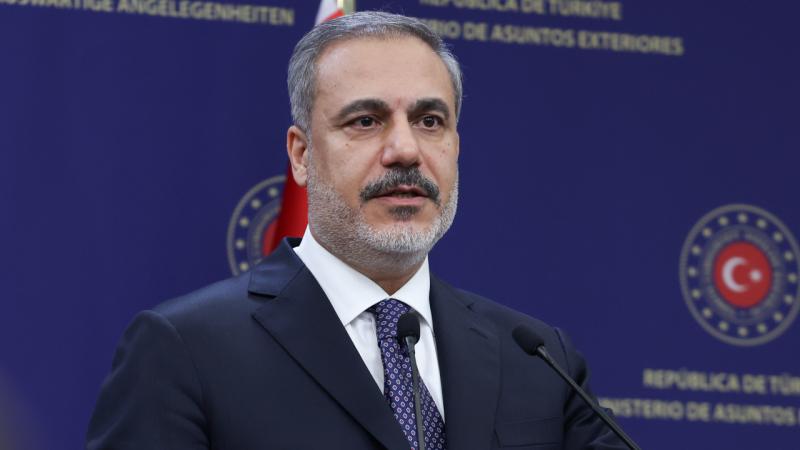 Hakan Fidan çinli və amerikalı həmkarları ilə DANIŞDI