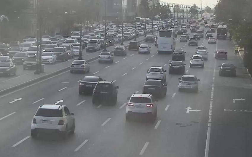 Bakının tıxaclı YOLLARI