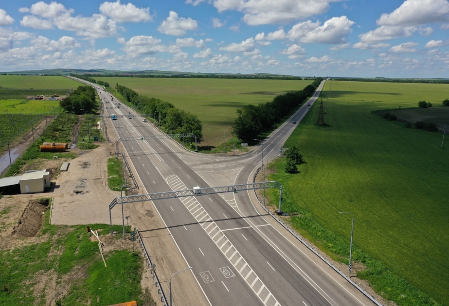 Putin Azərbaycan sərhədinədək olan yolun açılışında iştirak etdi