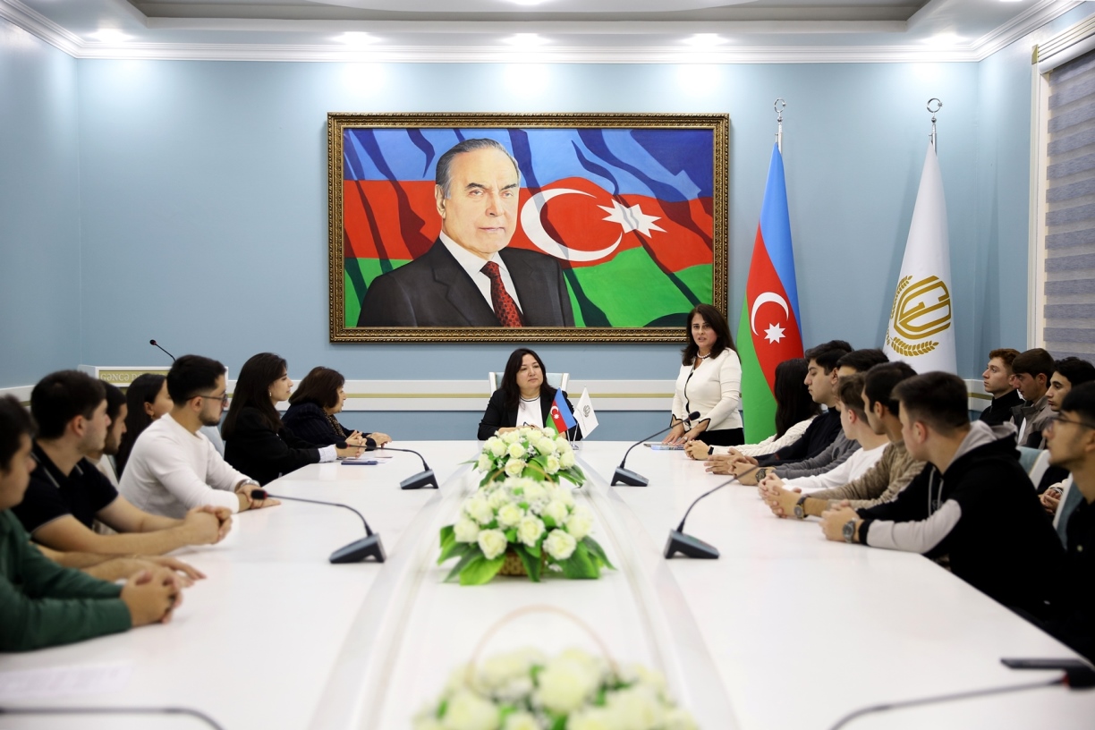 Gəncə Dövlət Universitetində tədbir KEÇİRİLİB