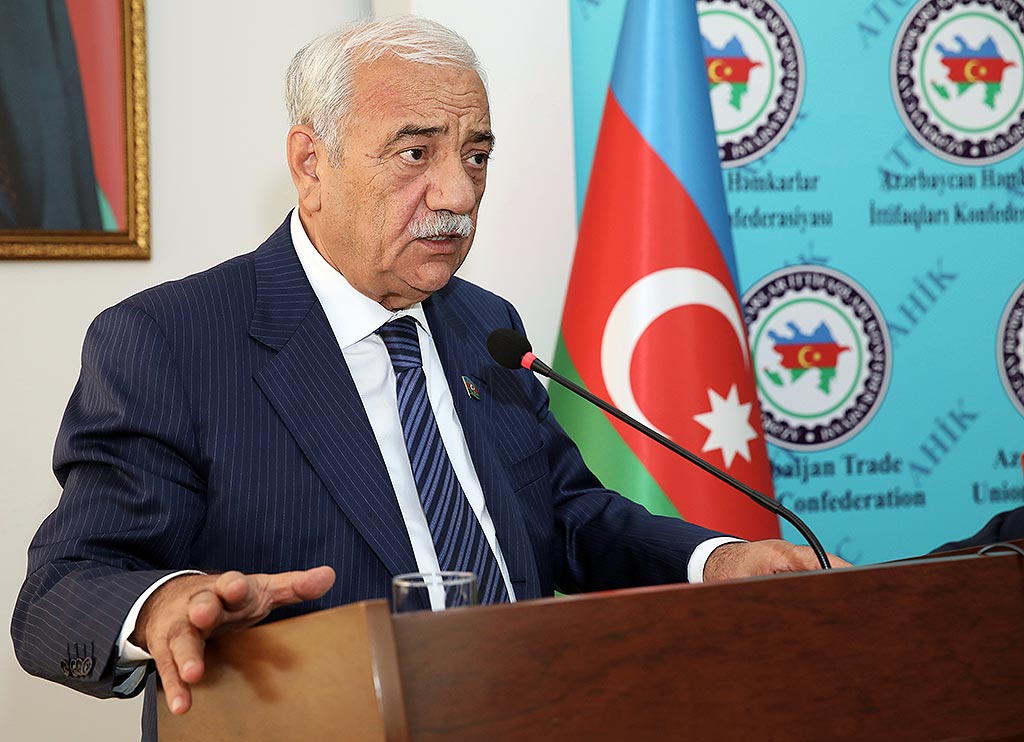 AHİK-də Müstəqilliyin Bərpası Günü qeyd edilib